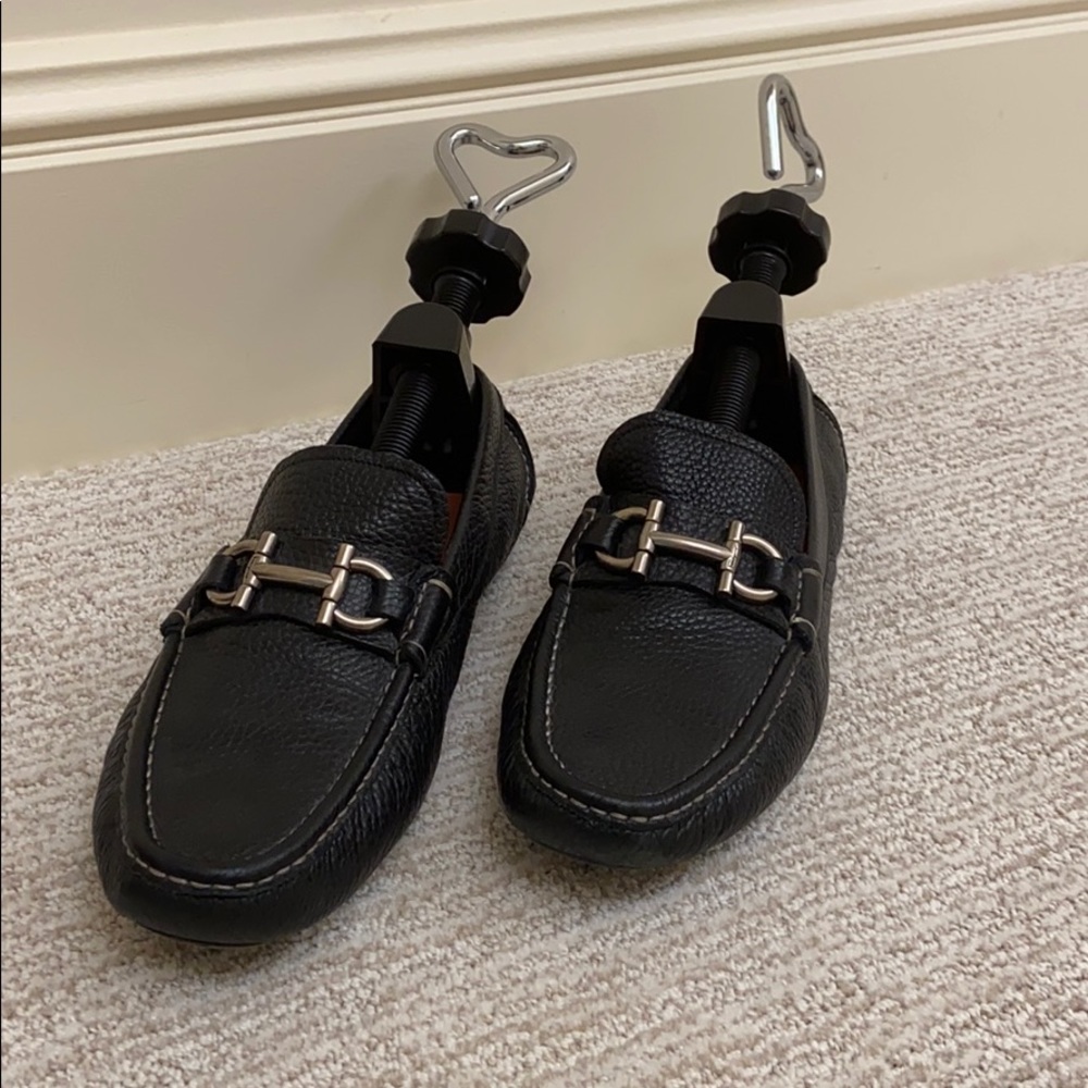 Salvatore Ferragamo driving shoes black leather